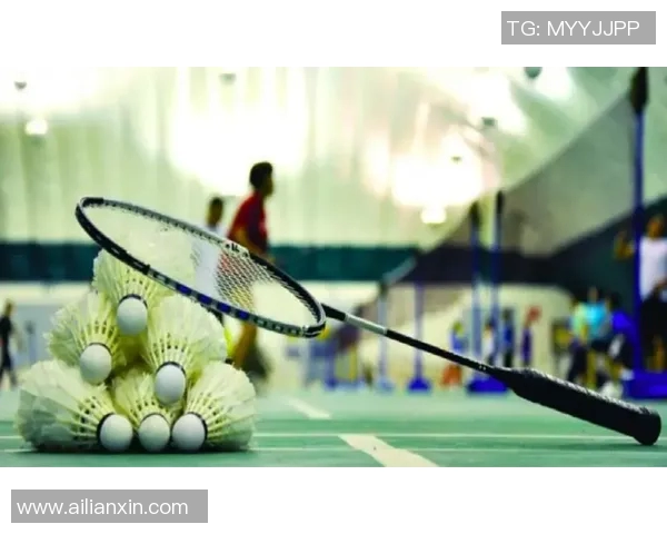 羽毛球新手必看:提升灵活性的全面入门攻略与训练技巧分享 羽毛球新手必看:提升灵活性的全面入门攻略与训练技巧分享
